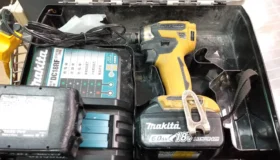 マキタの「18V 充電式インパクトドライバー TD173DGXPY」の買取